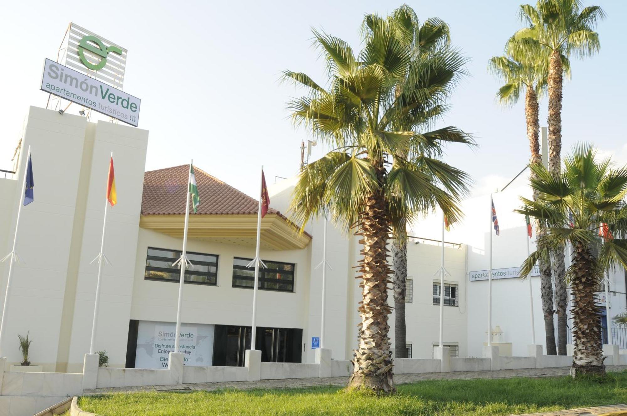 Hospedium Hotel Apartamentos Simon Verde Mairena del Aljarafe Exterior photo