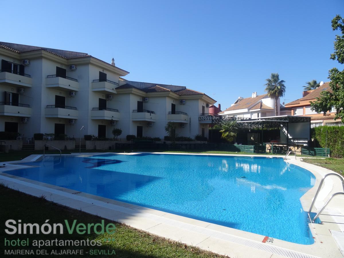 Hospedium Hotel Apartamentos Simon Verde Mairena del Aljarafe Exterior photo